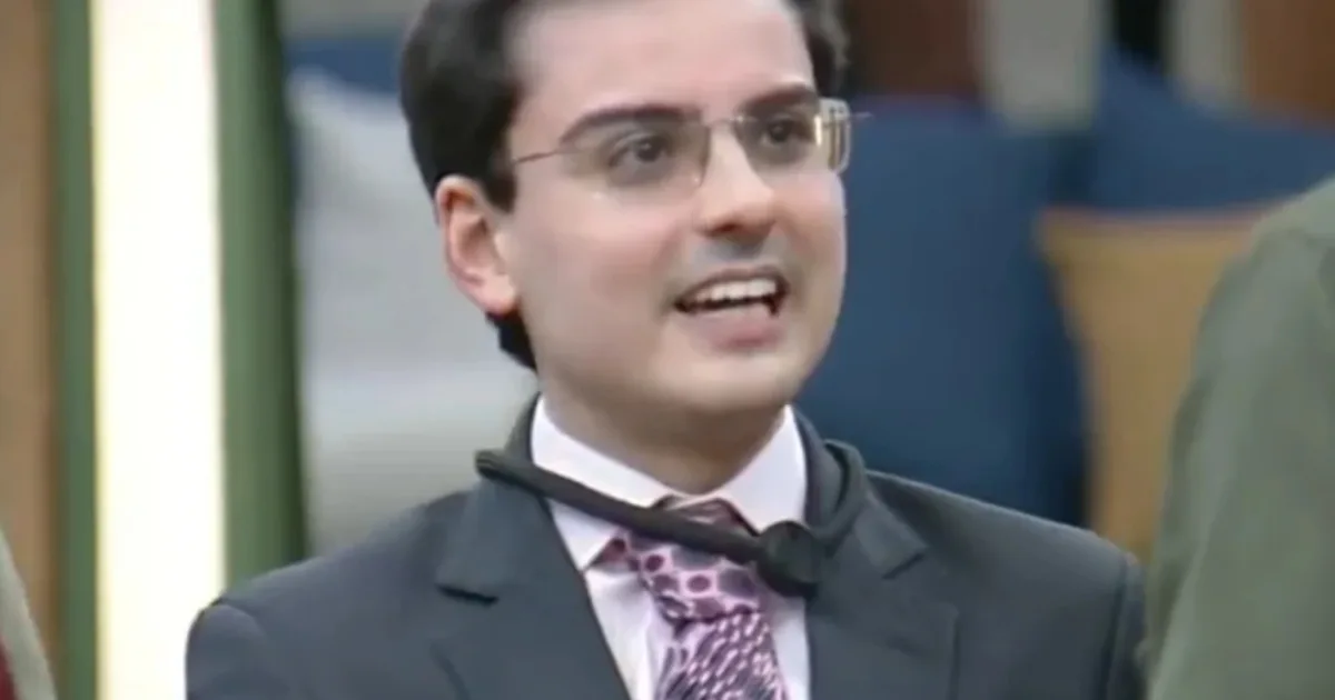 Dudu Camargo pode ser intimado dentro de A Fazenda 17. Entenda