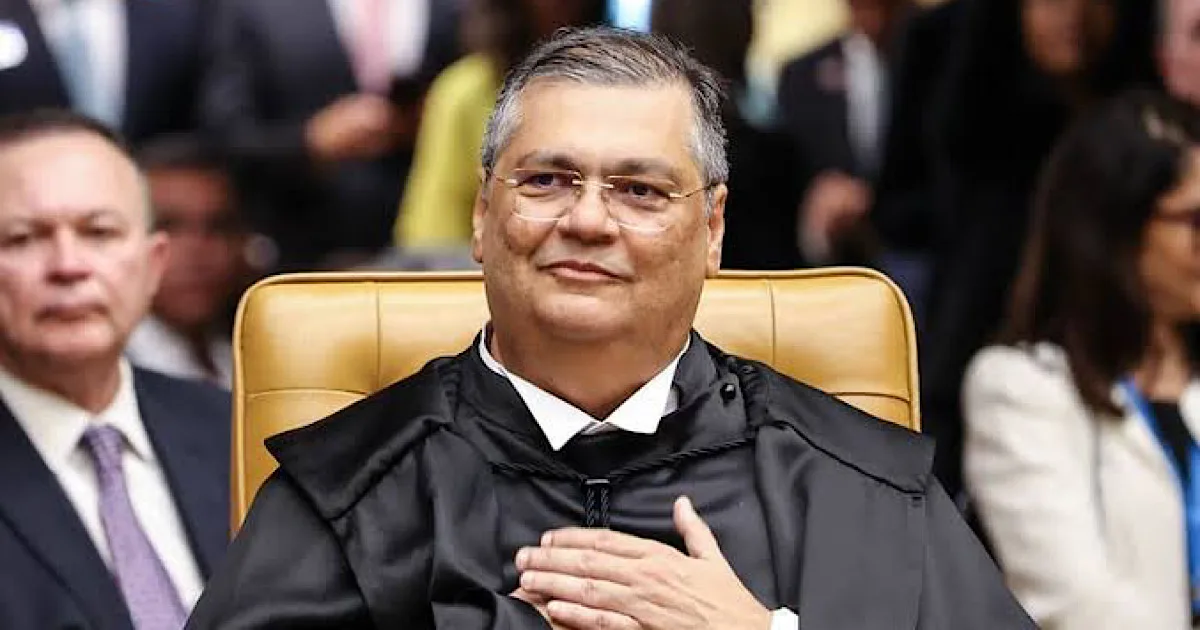 Moraes autoriza investigação de ameaças contra Dino por voto em julgamento de Bolsonaro