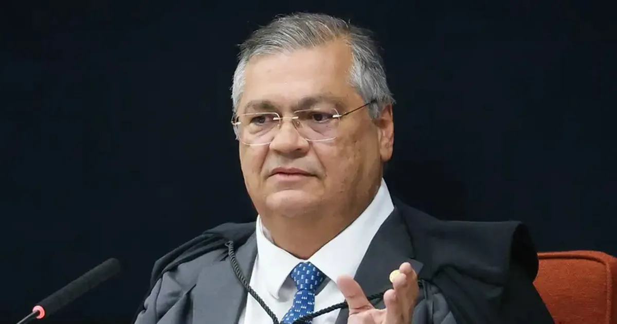 Moraes manda PF investigar ameaças a Dino após voto Bolsonaro