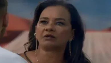 Solange Couto passa mal durante a madrugada e procura atendimento médico