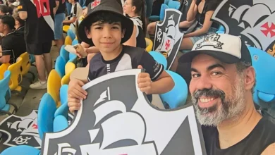 Filho de humorista morre ao lado da mãe no RJ e pai faz homenagem