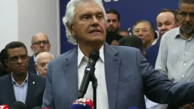 Governador de Goiás, Ronaldo Caiado crítica Flávio Bolsonaro