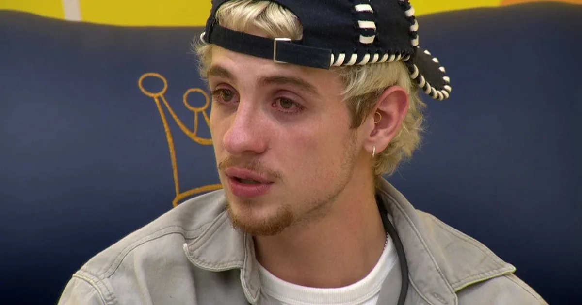 Juliano Floss tenta desistir do BBB 26