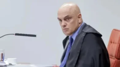 Moraes endurece regra e impede acesso sem limite de filhos a Bolso