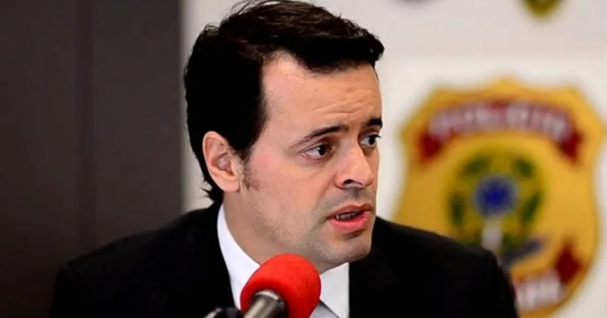 A resposta de Lula após EUA decidirem expulsar delegado da PF envolvido na prisão de Ramagem