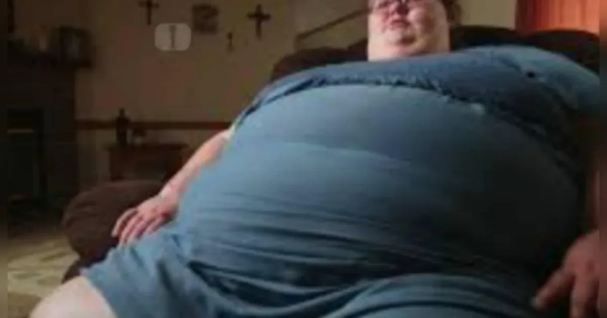 Aos 22 anos e com 300 kg, Seana Collins revela história de dor e luta