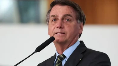 Bolsonaro diz que irmão de Michelle não é cuidador, e sim da família