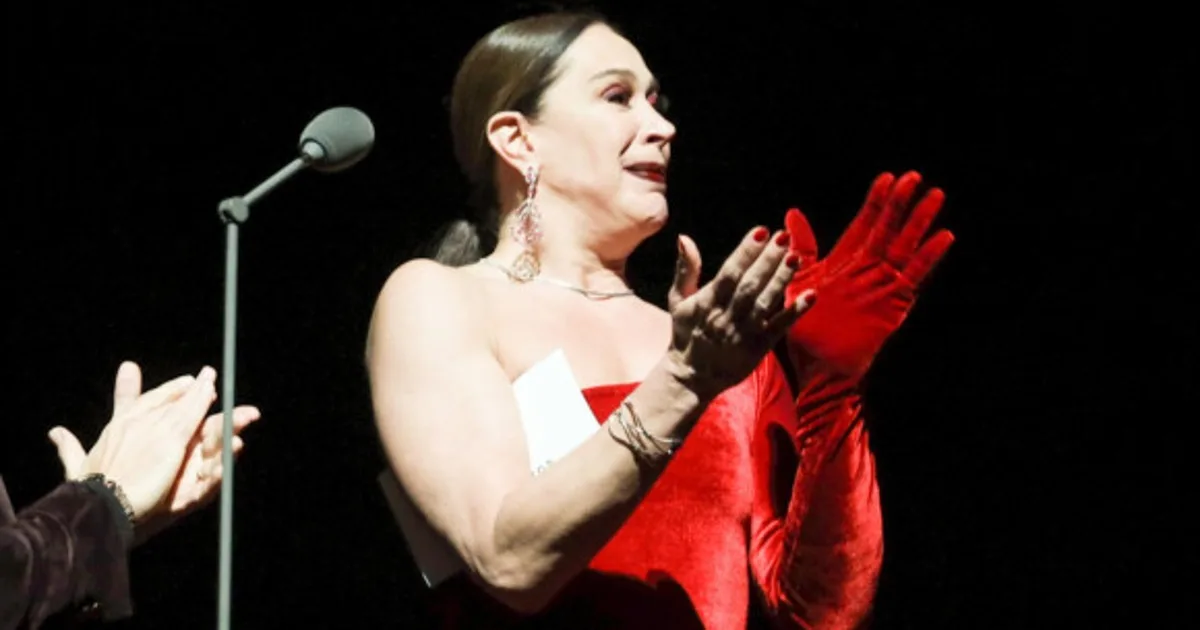 Claudia Raia fala sobre crises de pânico na gravidez