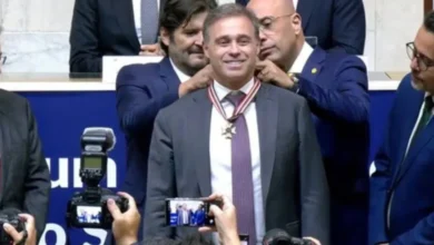 Com Tarcísio e Nunes, Alesp entrega Colar de Honra ao Mérito ao ministro André Mendonça