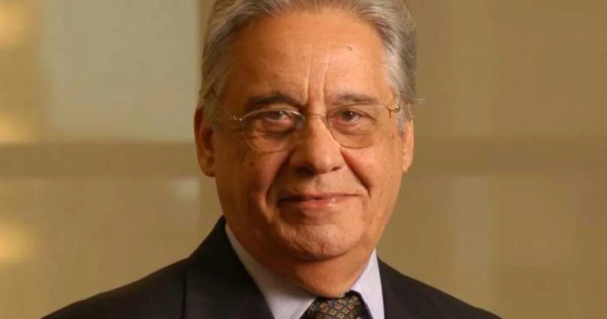 Coube à esposa do ex-presidente Fernando Henrique Cardoso anunciar triste notícia