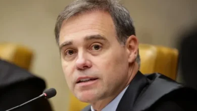 Durante sessão no STF, André Mendonça admite seu maior pecado