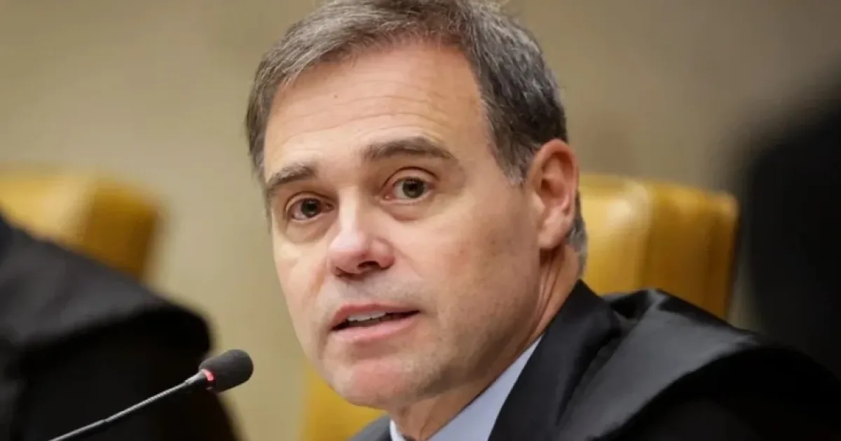 Durante sessão no STF, André Mendonça admite seu maior pecado