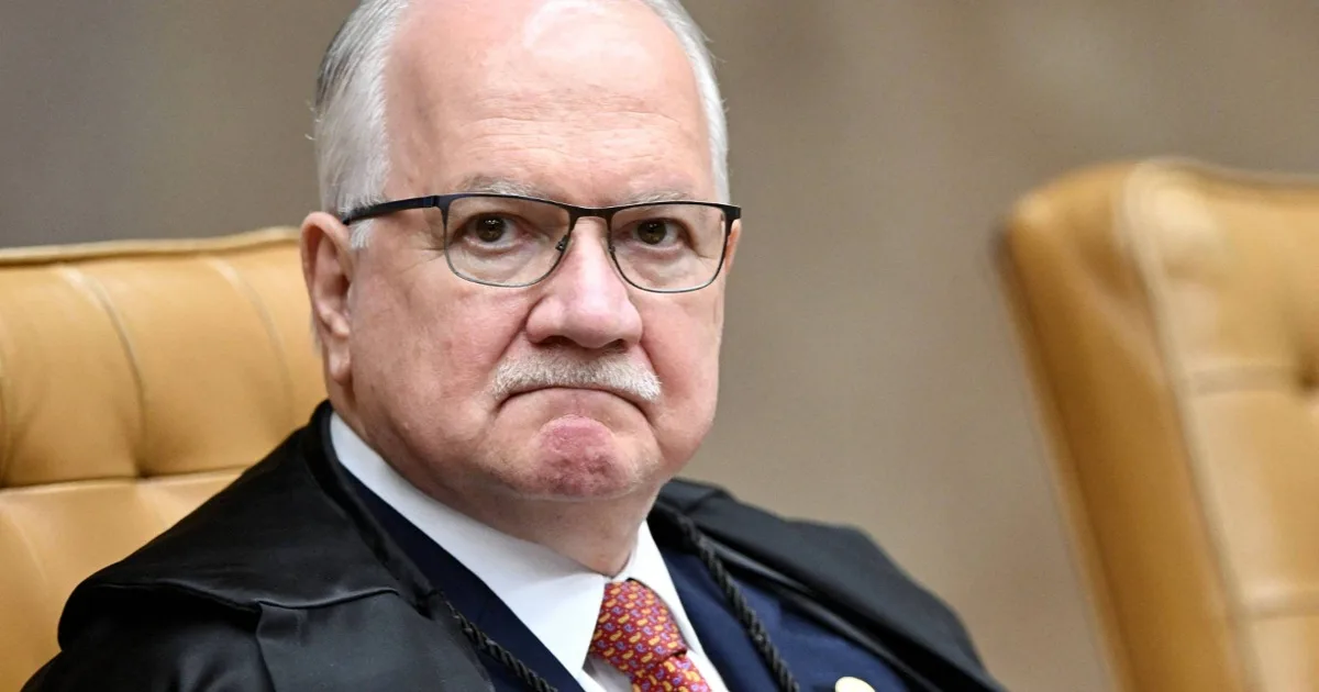 Fachin barra tentativa de declarar Moraes suspeito em caso do 8 de Janeiro