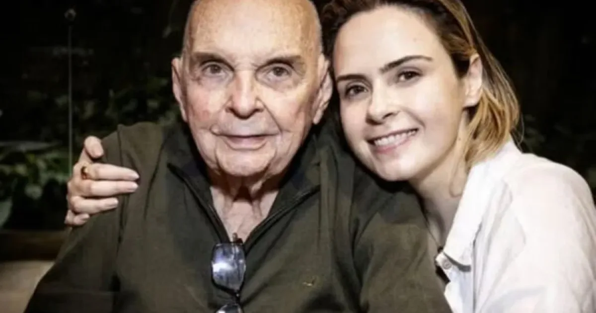 Família toma decisão sobre o velório do pai de Ana Paula Renault