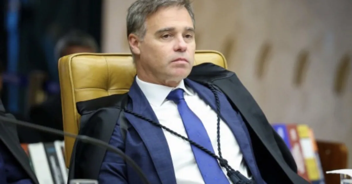 Foi isso que aconteceu com avião que transportava André Mendonça