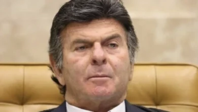 Fux afirma que errou em decisões relacionadas aos julgamentos de 8 de janeiro