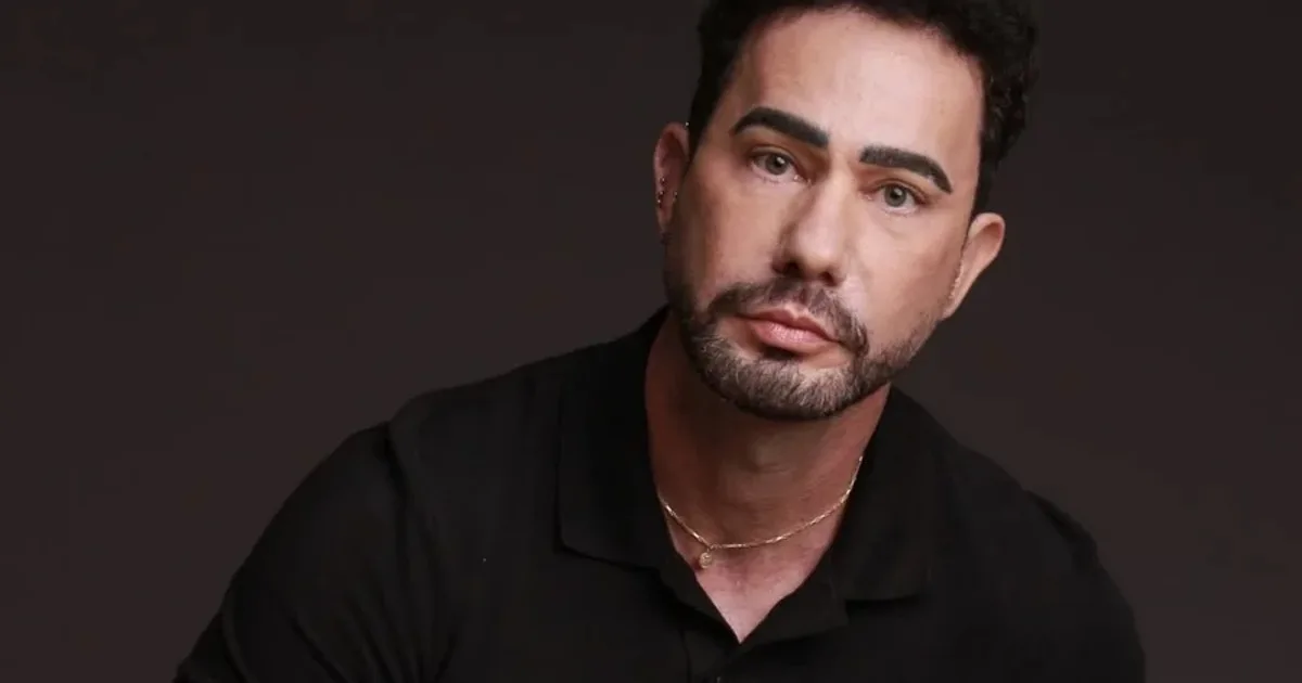 Influenciador Carlos Filhar comove seguidores após despedida emocionante