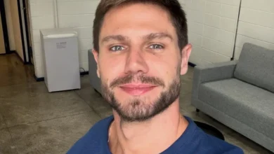 Jonas Sulzbach presta apoio a Alberto Cowboy