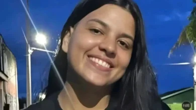 Jovem de 20 anos é encontrada morta em casa e dois idosos são presos