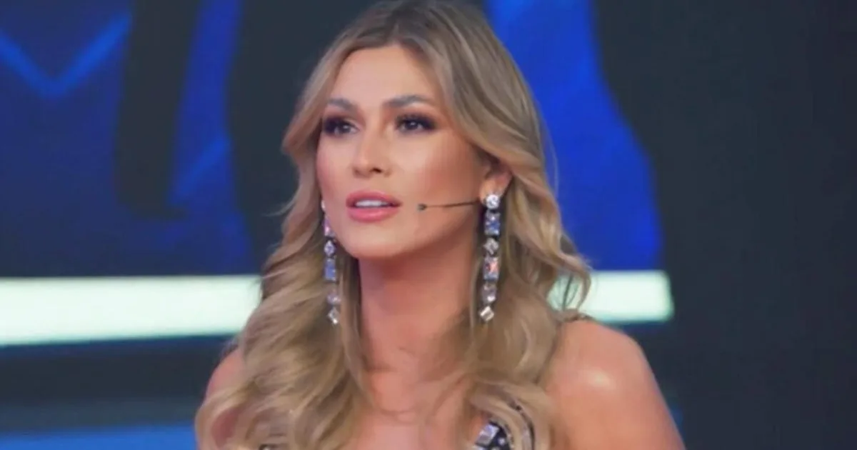 Lívia Andrade tem reação sincera no Domingão e gera polêmica