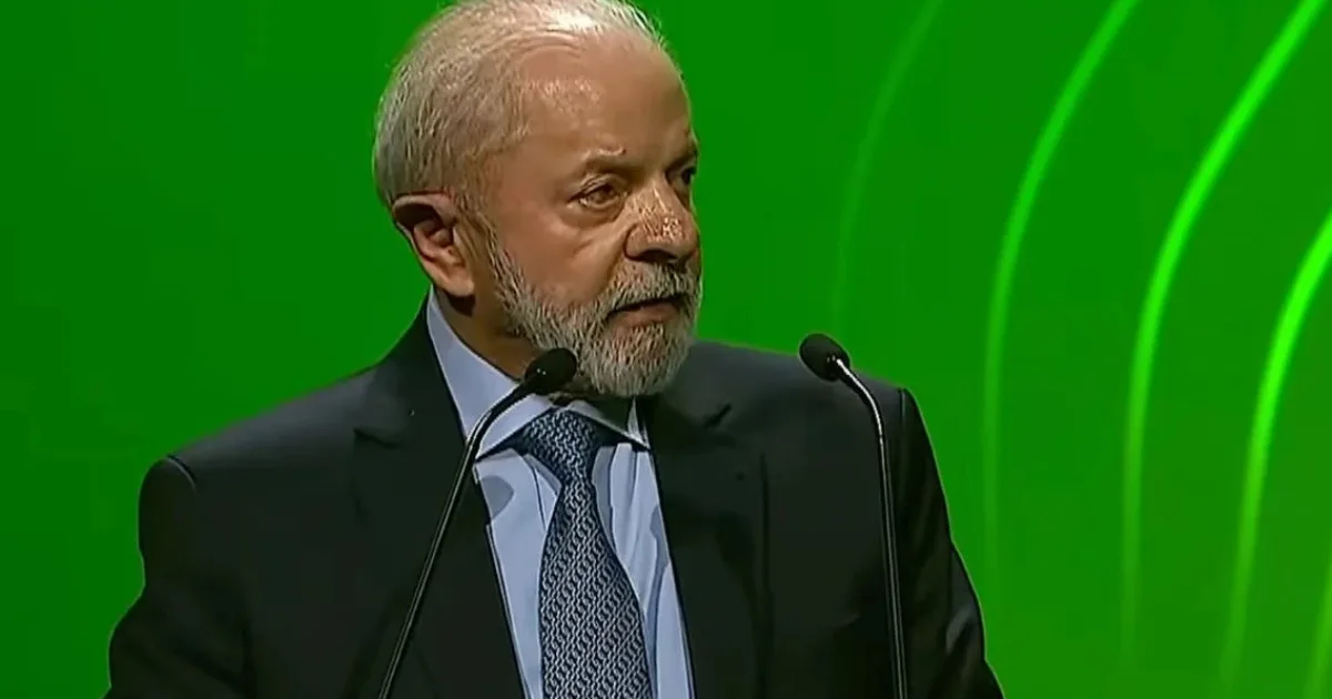 Lula liga após derrota e mantém tom frio com senador