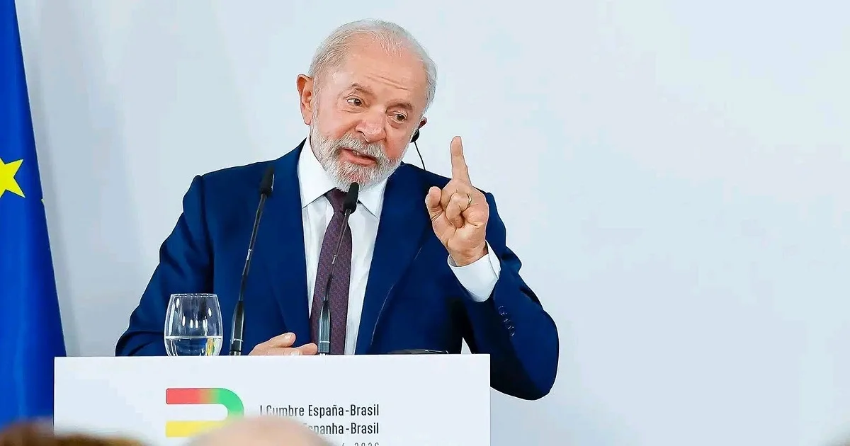 Lula manda recado a Trump após retirar credenciais de policial dos EUA