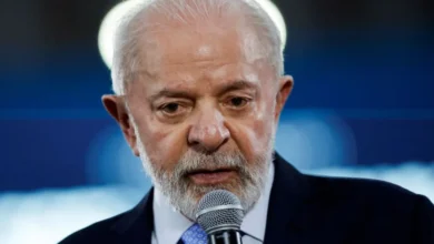 Lula volta a criticar Trump: ‘Mundo não pode se curvar a presidente que faz guerra pelo Twitter’