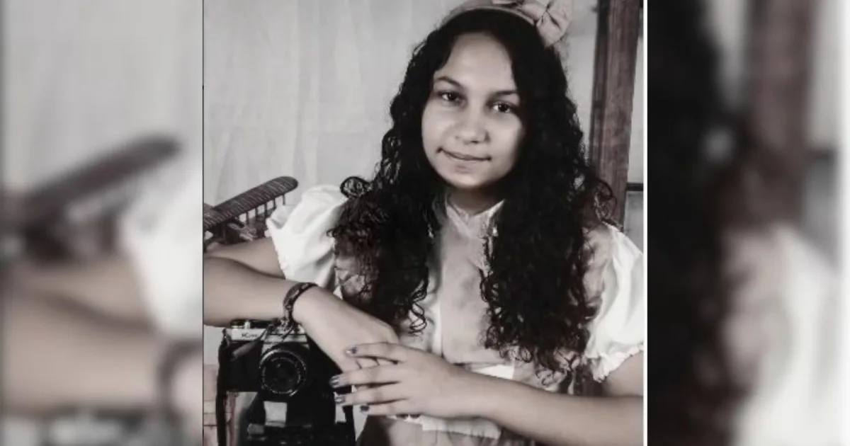 Mãe presta homenagem à filha que perdeu a vida após ficar presa em janela