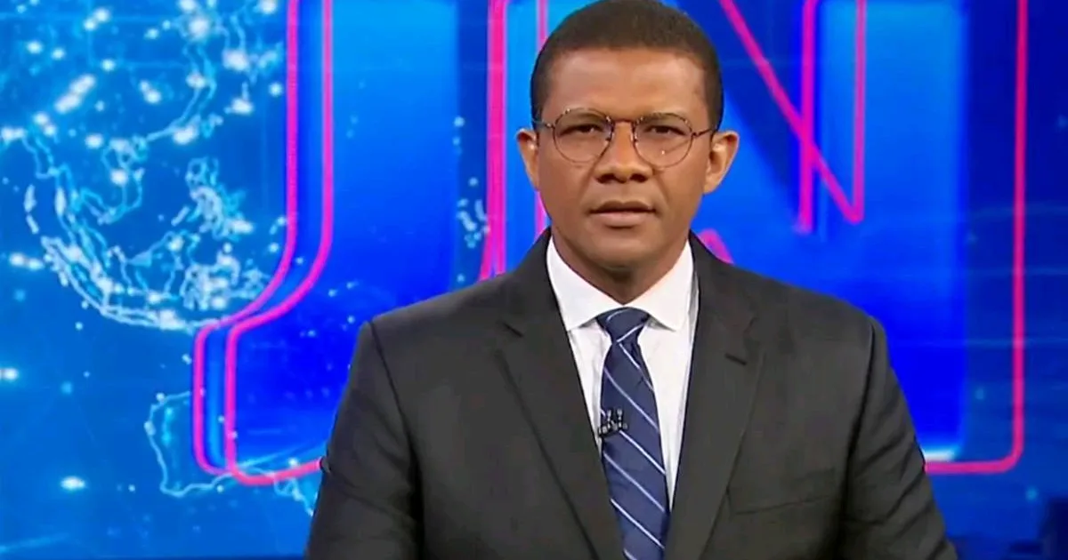 Márcio Bonfim entra com plantão e comunica morte de Selma Rita Severo Lins, aos 73 anos