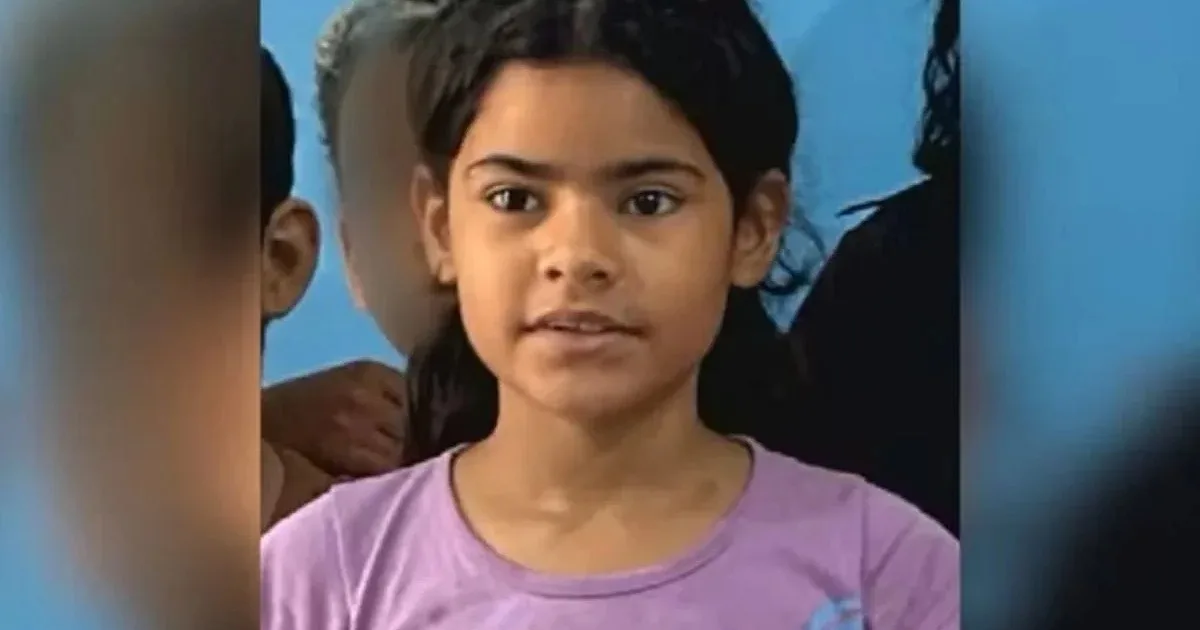 Menina de 9 anos morre após comer arroz envenenado pelo padrasto