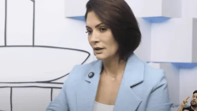 Michelle volta a divulgar vídeo de rival de Carlos Bolsonaro ao Senado em Santa Catarina