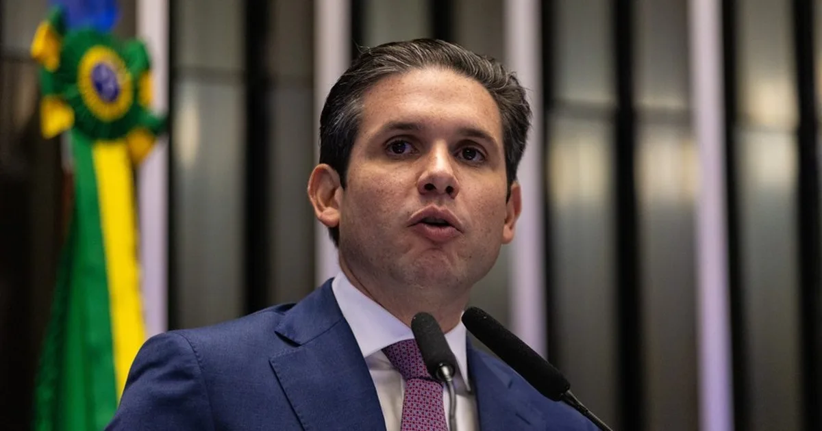 Motta diz que governo Lula decidiu recuar de projeto sobre a escala 6×1