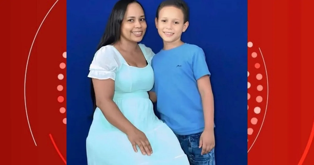 Mulher e filho de 9 anos morrem após acidente com caminhonete em Feira de Santana