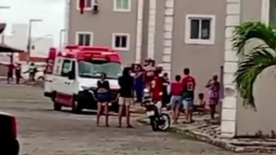 Mulher pula de prédio com seus três filhos gerando enorme comoção