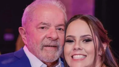 Neta de Lula provoca Flávio Bolsonaro com “dança da rachadinha”