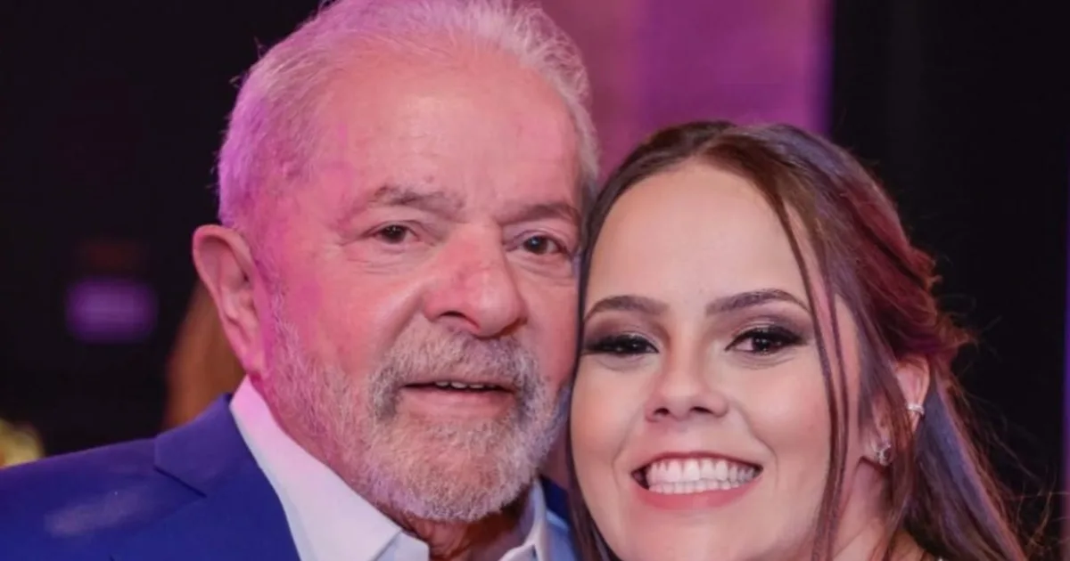 Neta de Lula provoca Flávio Bolsonaro com “dança da rachadinha”