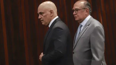 Oposição protocola pedidos de impeachment contra ministro da Justiça e Gilmar Mendes