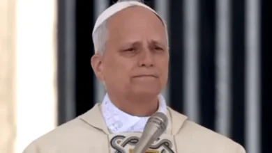 Papa Leão XIV faz apelo mundial após ameaças