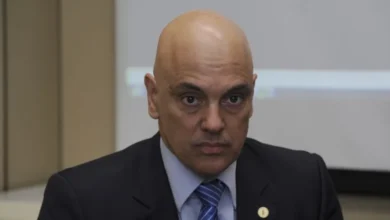 Relatório da CPI coloca Moraes no centro do risco político, diz jornalista