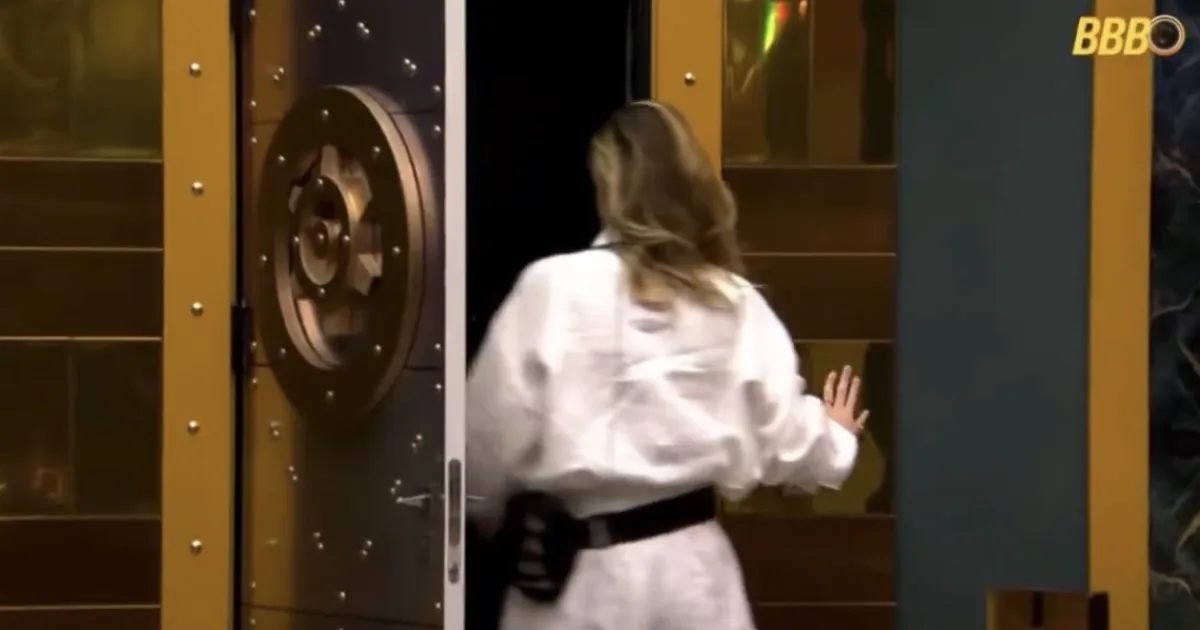 Segundo Léo Dias, Ana Paula deve ser avisada da morte do pai