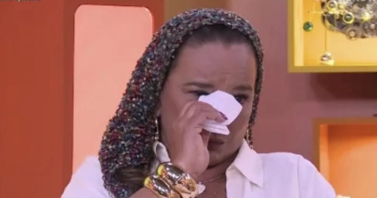 Solange Couto chora durante bate-papo BBB