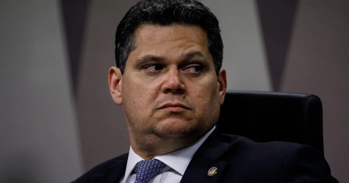 Alcolumbre pode reaproximar relação com Lula, diz ministro