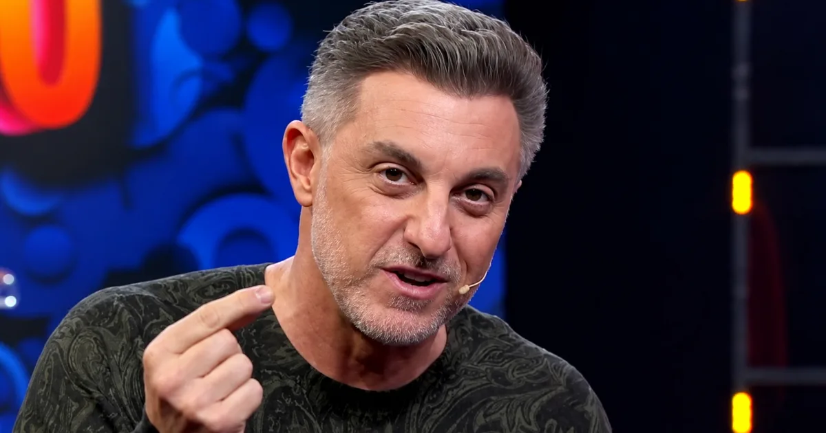 Após polêmica, Luciano Huck perde audiência na Globo