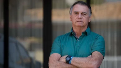 Bolsonaro tem alta hospitalar após passar por cirurgia no ombro