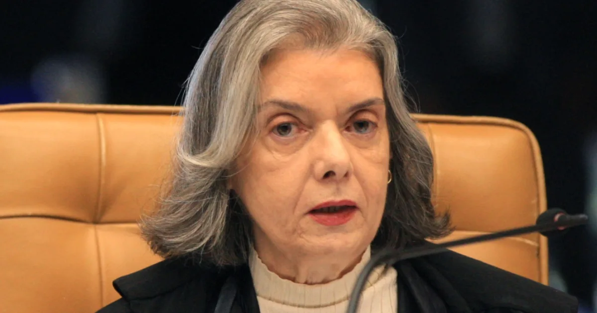 Cármen Lúcia adota posição firme em julgamento
