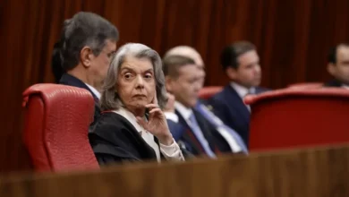 Cármen Lúcia anuncia saída do TSE e Dias Toffoli deve assumir presidência
