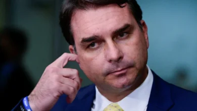 Crise envolvendo Flávio Bolsonaro provoca tensão e respinga em aliados