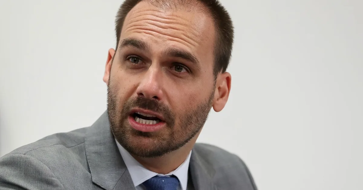 Eduardo acusa Zema de receber doação de pai de Vorcaro, preso em operação da PF