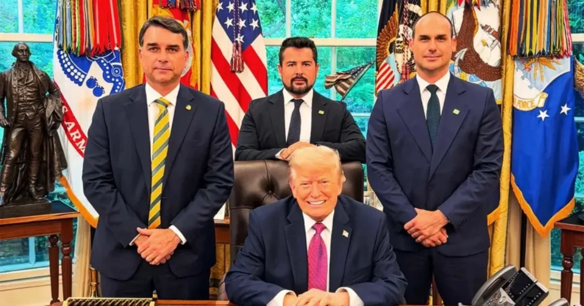Eduardo Bolsonaro celebra decisão dos EUA e destaca atuação de Flávio em Washington