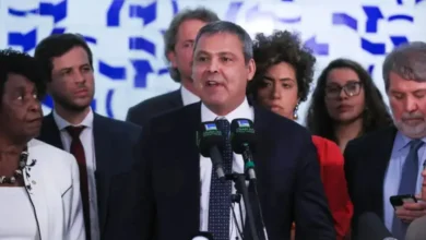 Entenda por que parlamentares acionaram a PGR após agenda de Flávio Bolsonaro